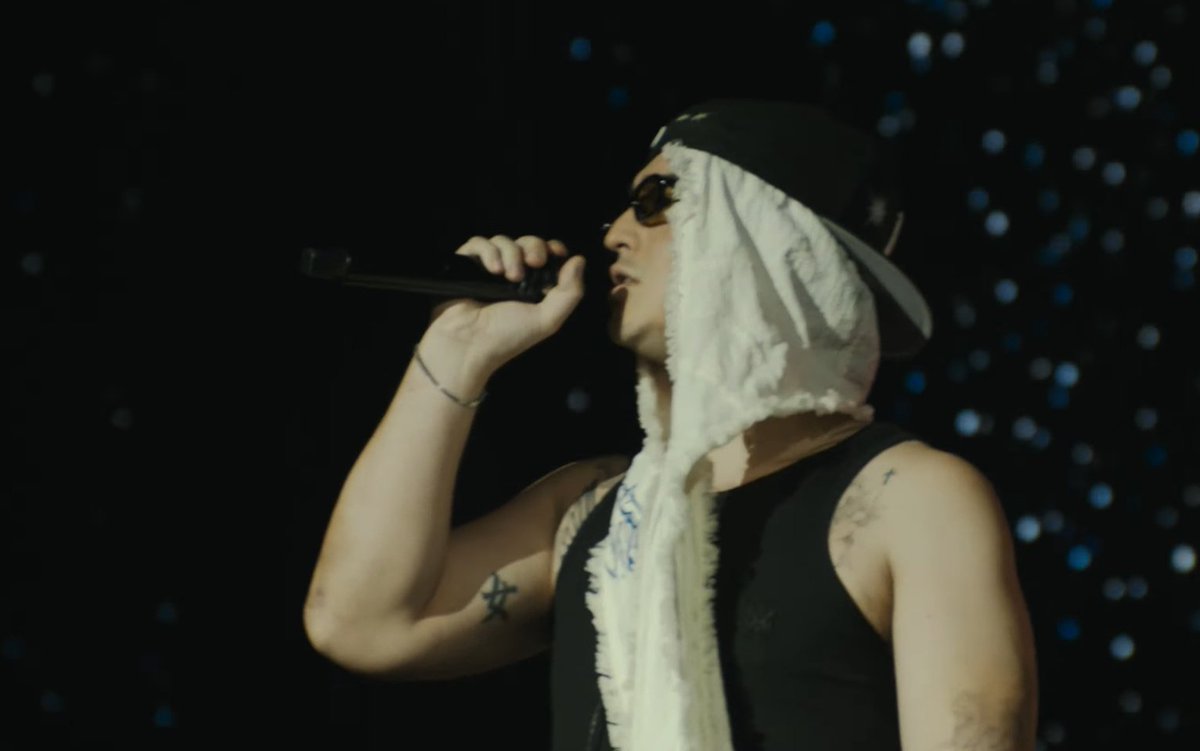 heyitshygod's tweet photo. JOJI AT COACHELLA !!! https://t.co/WM4iPxWXEa