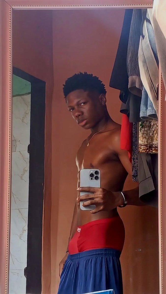 candy__dan's tweet image. I best define it 🌚
#fypシ #explorepage