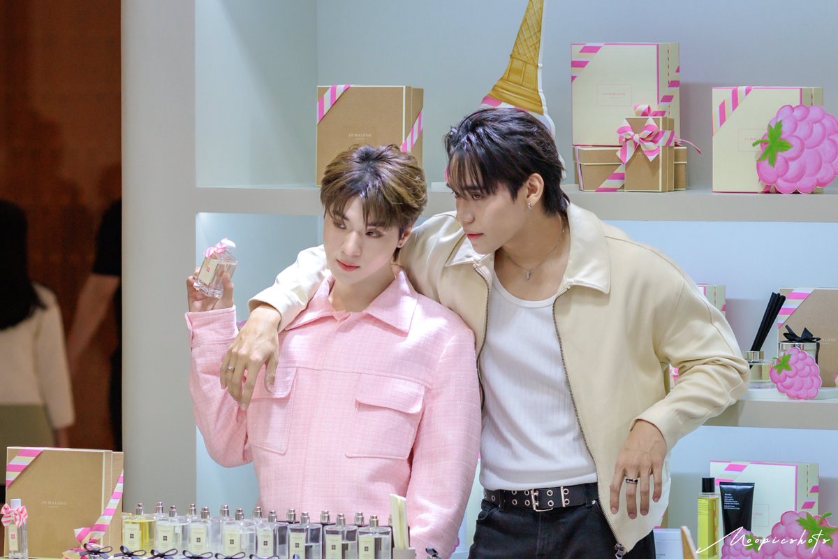 PLOY⇌ ·͜· ♡ tweet media