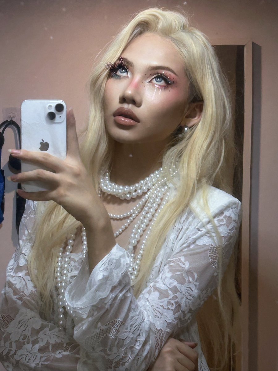 萨利亚 tweet media