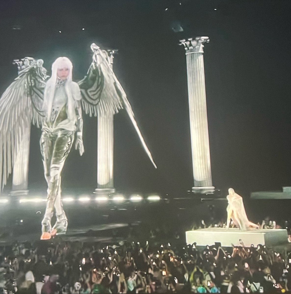 whenomlia tweet media