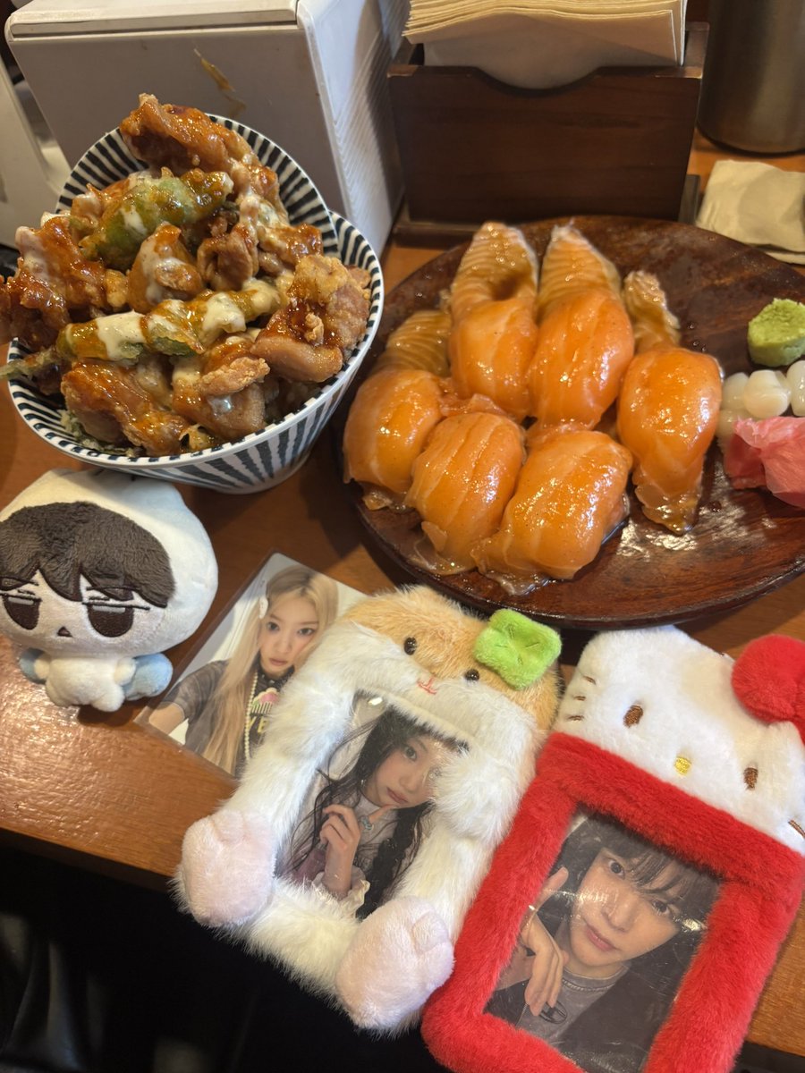 ໒꒱ tweet media
