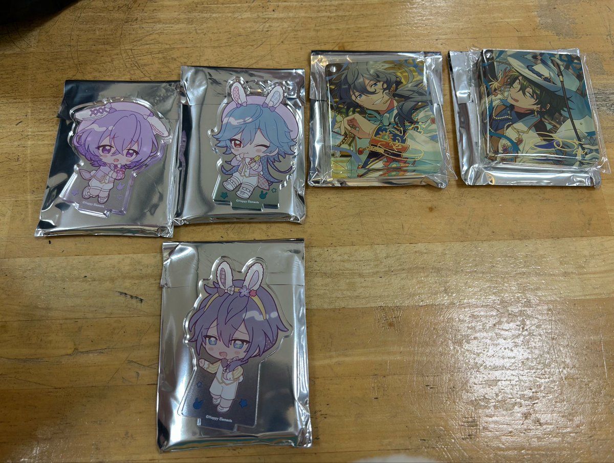 __da____k's tweet photo. 『交換 譲渡』
あんスタ あんさんぶるスターズ アニカフェ

求 コロッタ 奏汰
     アクスタBグループ奏汰Dグルー��泉
or定価➕送料
讓 画像のキャラ

◆出先のためID無し
◆ユメのみお声かけ中

お声かけお待ちしております🌸 https://t.co/iRbfkASRly