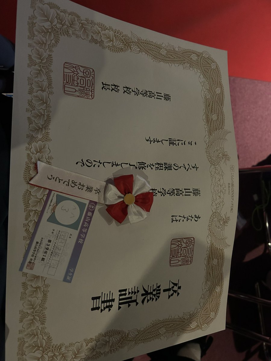 ほくろん tweet media