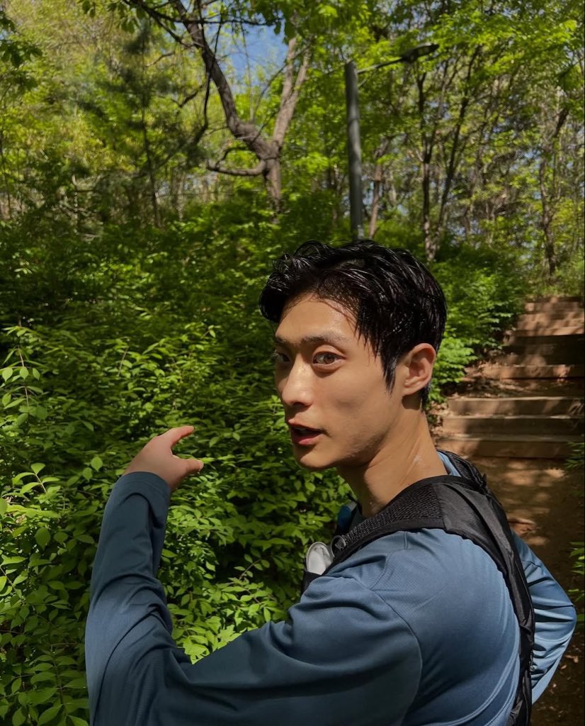 jannat ⁉️ tweet media