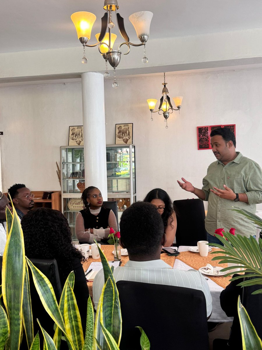 RossaNatalie3's tweet photo. Proud to have hosted Abhimanyu Rathi yesterday at the Ubuntu Carbon &amp; Circular Economy Academy for an insightful session on carbon markets and circular economy solutions.
#CarbonMarkets #NetZero #Sustainability https://t.co/RXWGV36PQ6