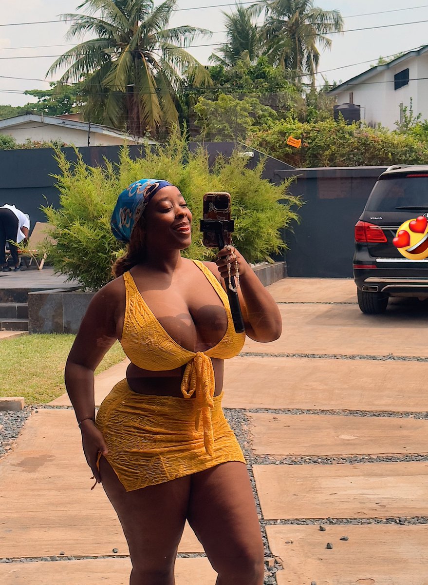 Mitchy🖤 tweet media