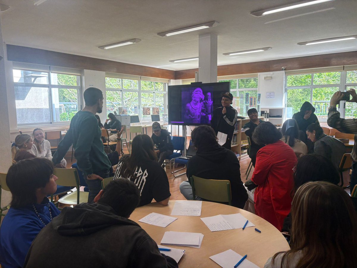 CaldodeGroria tweet media