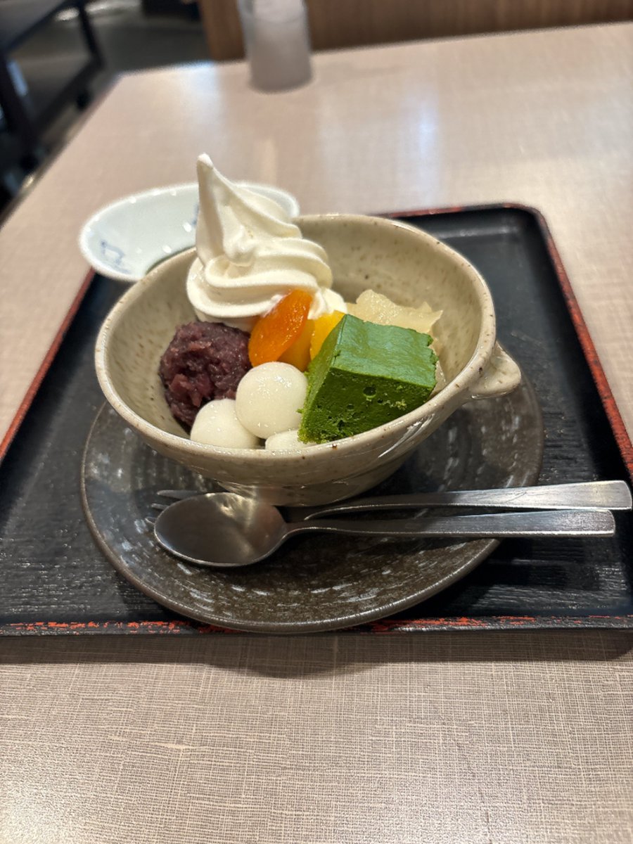 ヒロキ tweet media