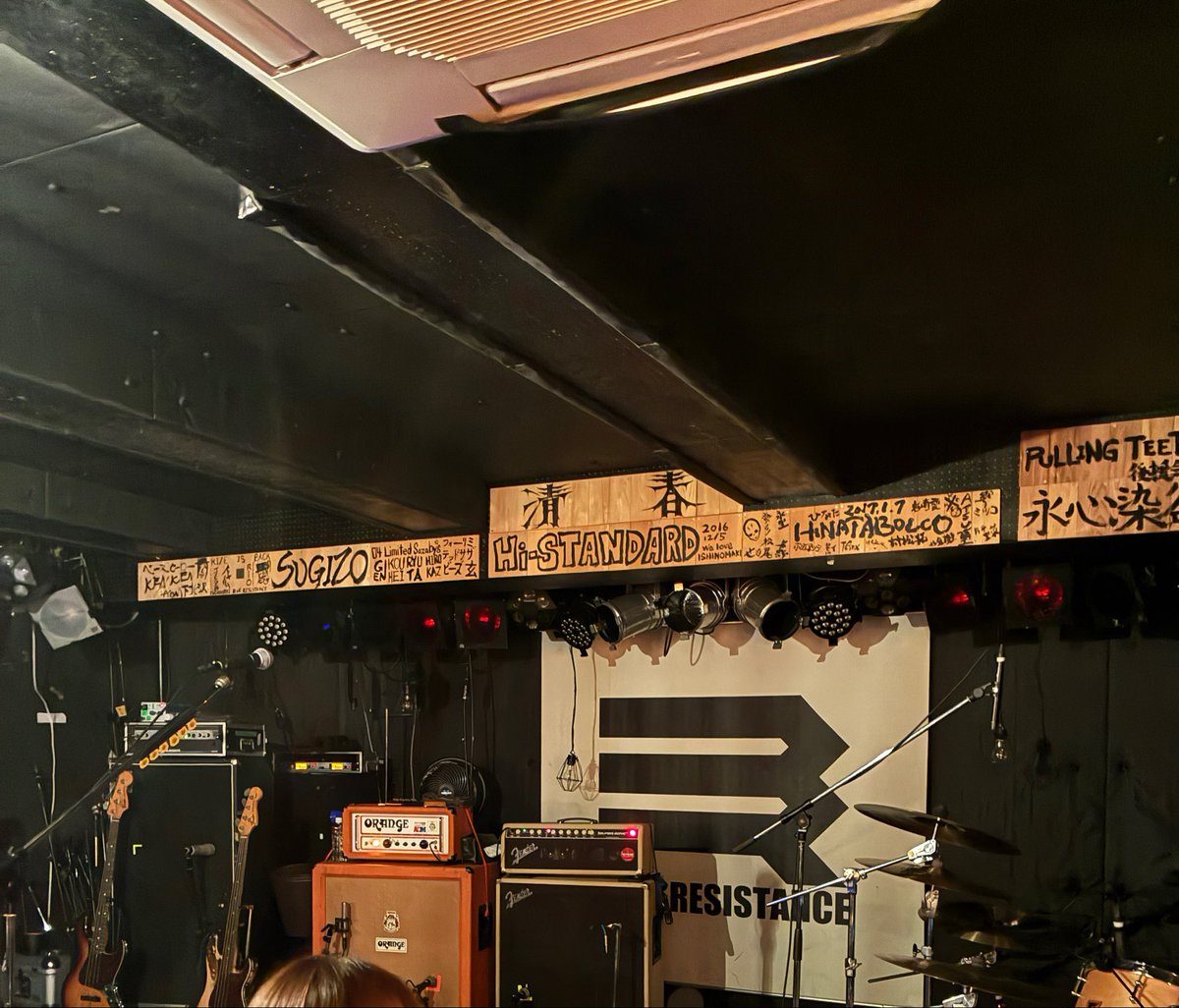 keiko_magic's tweet image. こんな近くでACIDMAN見ていいんですかね？
心臓が出そう。
ﾄﾞｷﾄﾞｷ。

#ACIDMAN
#光学 ツアー
#ブルレジ