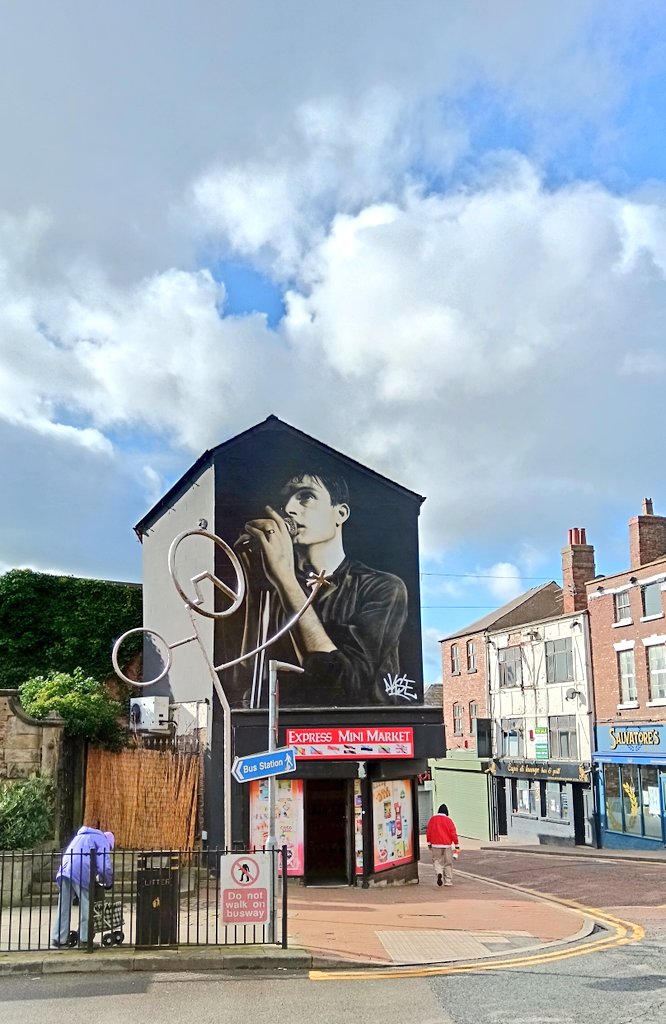 Polewka123's tweet image. No. XX in a series. 

IKC this morning in #Macclesfield 

#JoyDivision 

Wonder what he'd think to the Rock n Roll Hall of Fame induction.....?