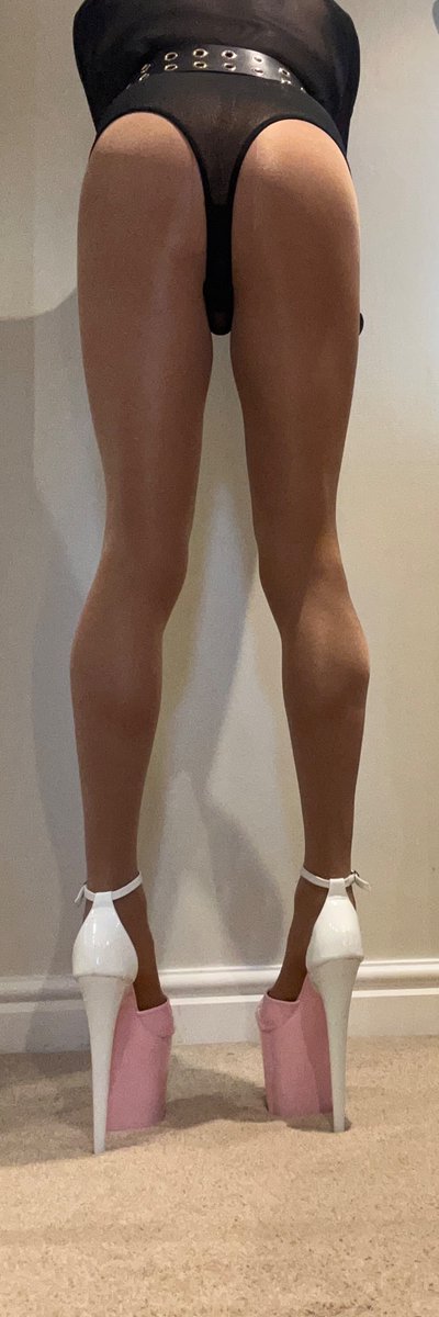 Bethanylegs tweet media