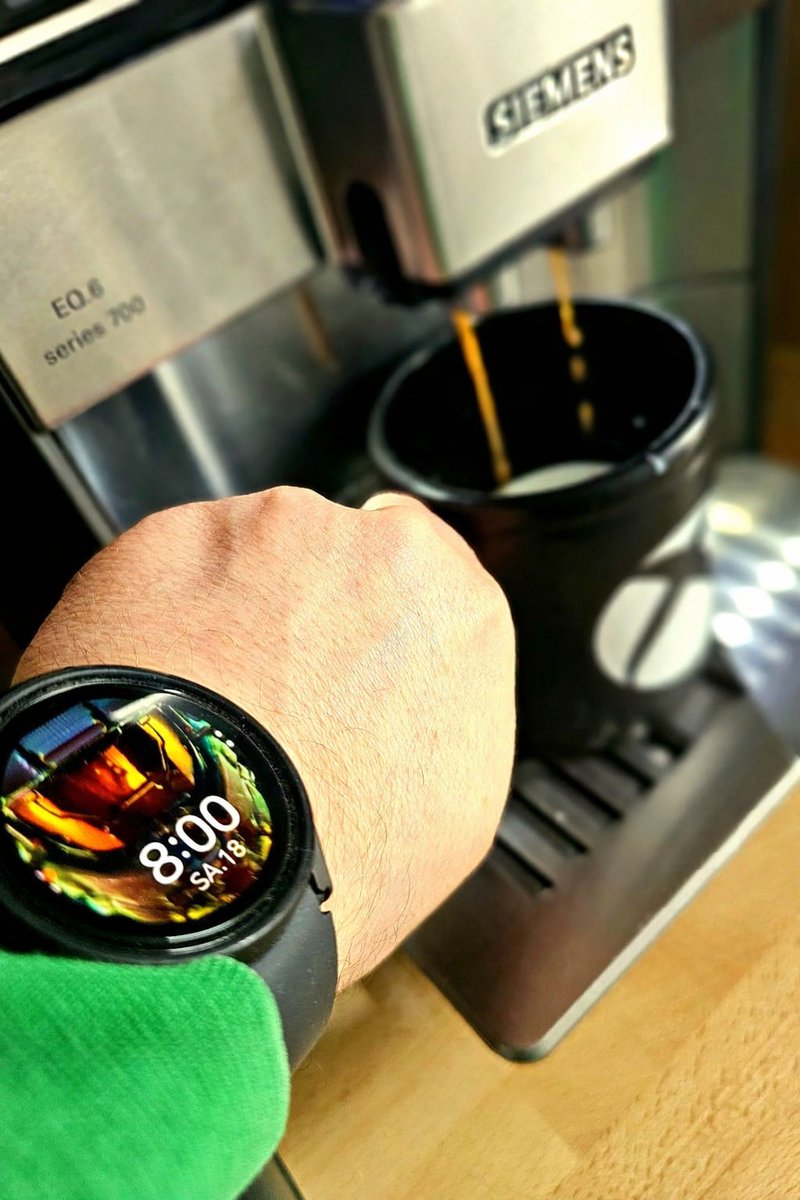 KingFlocke84's tweet image. Perfect start to the day: Master Chief and Xbox coffee. Happy weekend, Xboxers💚 #Xbox #XboxShare #Xboxcommunity