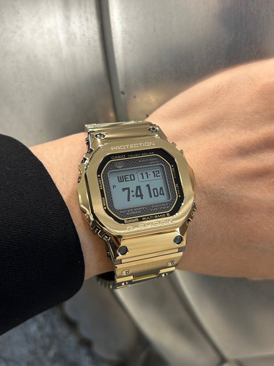 ISUZUGTime's tweet image. 売り切れ後免💥早い者勝ち‼️
大人気フルメタルシリーズ再入荷✨
先着順にてご案内しています🌟
注文時備考欄に「X投稿を見た」でノベルティ先着プレゼント🎁✨
eye-eye-isuzu.co.jp/collections/al…
#gshock #casio #ジーショック #カシオ #フルメタル #山形カシオ #限定 #レインボー #新型 #腕時計 #MIP液晶