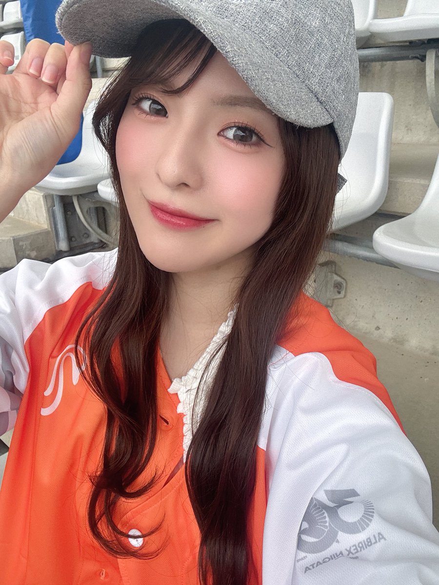 大塚七海(NGT48)【1st写真集発売中！】 tweet media