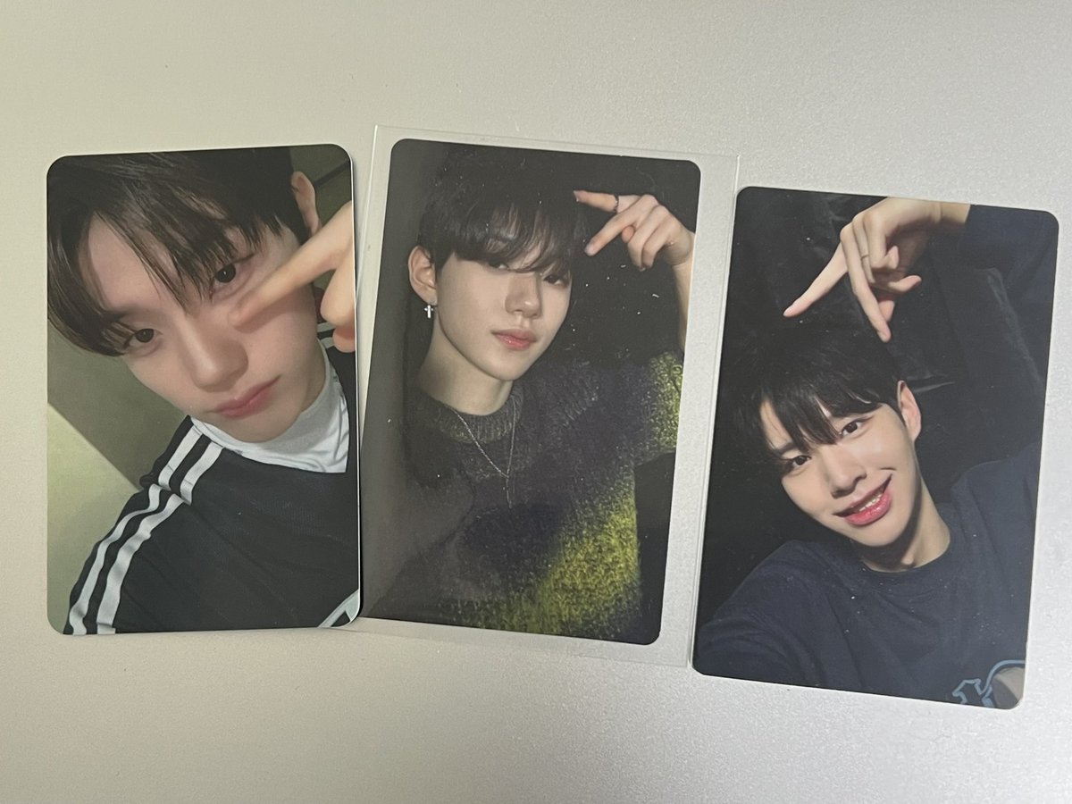 earyom2_'s tweet photo. 클유아 포카 양도
미공포 개별 0.15 세트 0.7
홍콩 팬미/프로젝트7 파이널 0.5

1집 싸인 앨범지 멤버당 0.5

전민욱 마징시앙 장여준 김성민 송승호 사쿠라다켄신 서경배 클로즈유어아이즈 분철 https://t.co/61LWF0PeTU