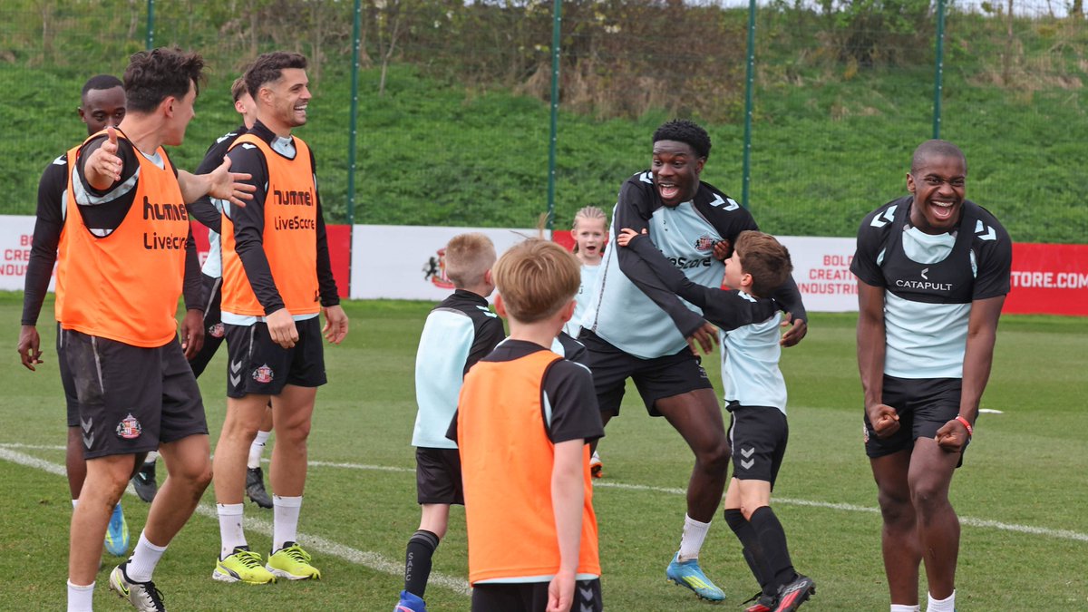 Sunderland AFC tweet media