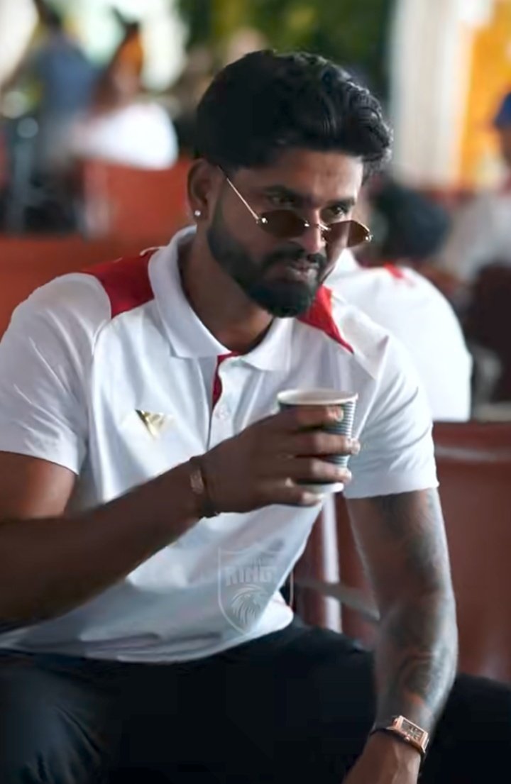 Kaur187255Kawal's tweet image. Sarpanch saab: decisions later, chaa first ☕

#teatime #sarpanchswag #shreyasiyer