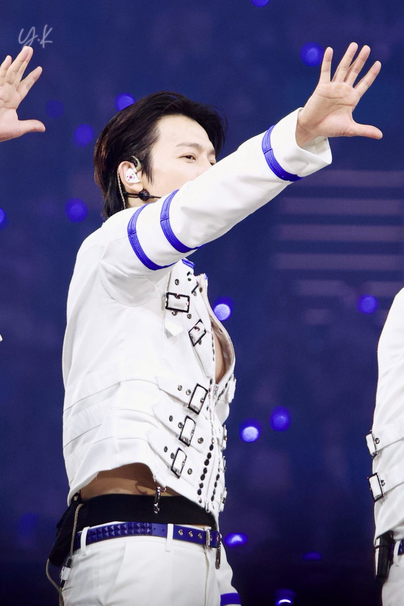 lovelf_yk's tweet photo. 20260404 SS10 Encore SJ-CORE Day2

🫣

@donghae861015 
-
(Please Do NOT remove/edit logo)
#슈퍼주니어 #sjcore #동해 #donghae #ドンへ https://t.co/A3YC5D9L2A
