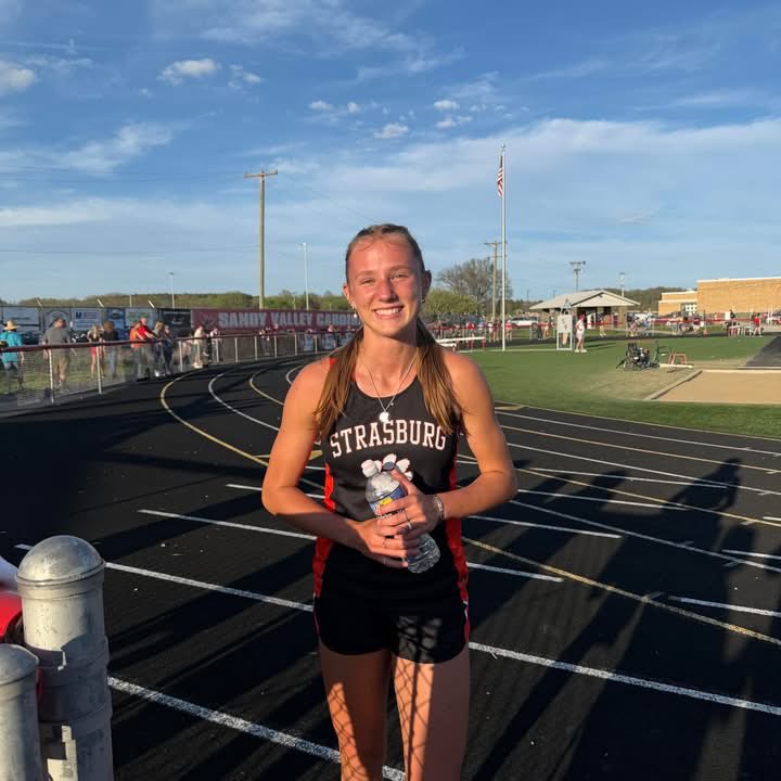 StrasburgTrack's tweet photo. @StrasburgSports 
Strasburg Track &amp; Field School Record Alert!
Congrats to Lydia Thomas! She set a new school record in the 400 with a time of 58.72. The previous record holder was Strasburg assistant coach Jess Durbin Barkley. https://t.co/fdKiftCHrh