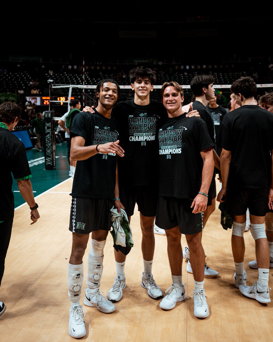 HawaiiMensVB's tweet photo. Back on top ⛰️

#WarriorBall26 x #GoBows https://t.co/Imqye1luxy