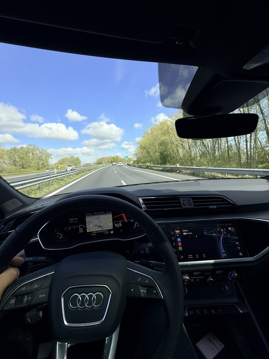 Ela_Rmada's tweet image. We #Re