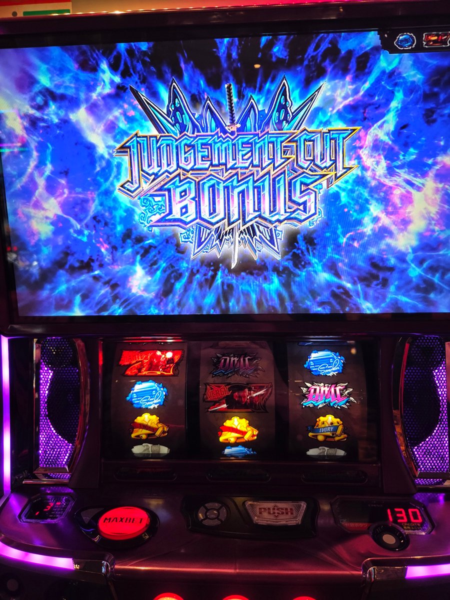 ワリト tweet media