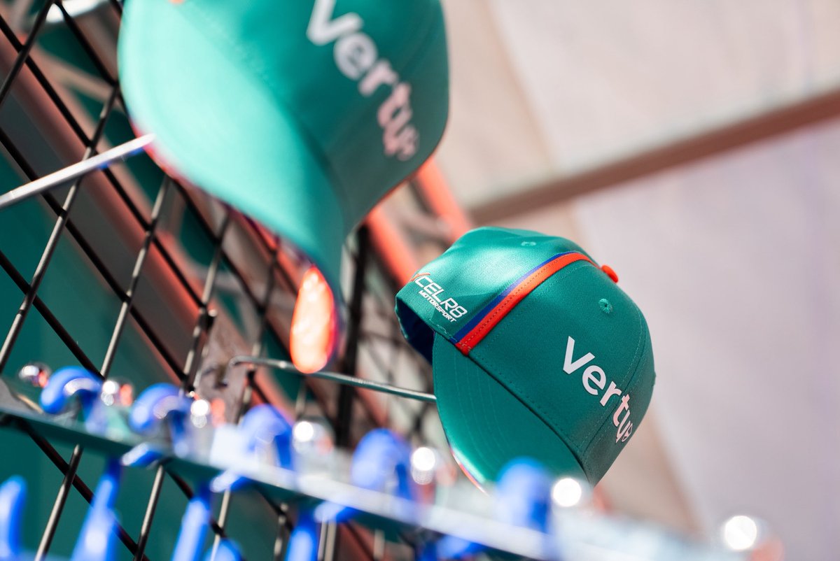 Excelr8M's tweet image. Come to the Fan Zone and Buy YOUR Team Wear! 👕🧢

@VertuMotors 

#TeamVertu #Merch #EXCELR8 #BTCC #DoningtonPark