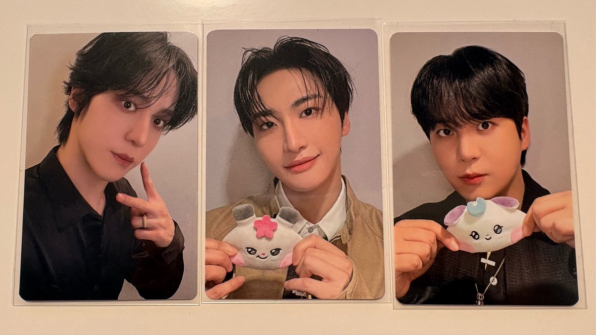 もんす tweet media