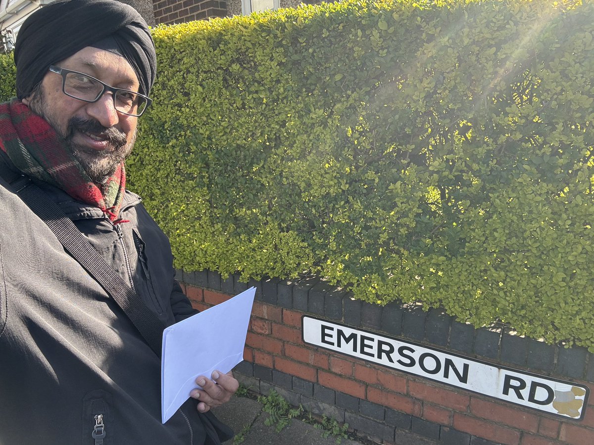 Very early morning and a very long delivery session this morning for the <a href="/UKLabour/">The Labour Party</a> campaign in Lower Stoke. <a href="/covlabourparty/">Coventry Labour Party</a> is doing wonderful work as the wider <a href="/WMLabour/">West Midlands Labour</a> team.  #ThinkLocalVoteLocalVoteLabour