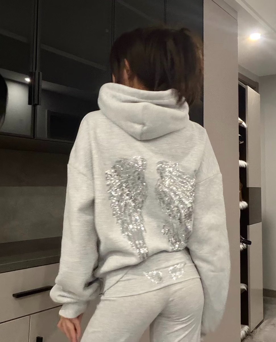 tttenlee10's tweet image. ⋆รับหิ้ว เซี่ยงไฮ้ SHANGHAI 🇨🇳
ถึงไทย 27/4

subdued 
wings hoodie 1,990.-
tank top 700.-

สินค้าอื่นๆสอบถาม dm / line
#รับหิ้วเซี่ยงไฮ้ #subduedthailand #subdued #รับหิ้วsubdued #brandymelville