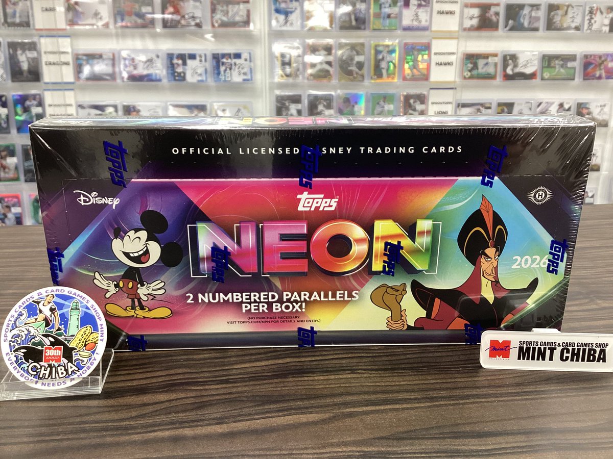 mint_chiba's tweet image. 【入荷情報】ミント千葉店です！
本日「2026 TOPPS DISNEY NEON」各種が新入荷しました！
商品情報はこちら→tradingcardjournal.com/?s=Disney
ご希望の方は是非当店をご利用ください🪄
#MINT千葉店 #Topps #Disney