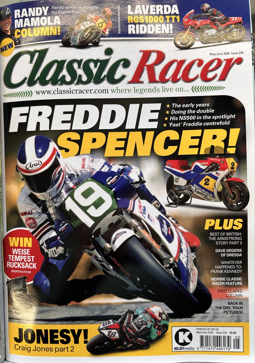 EDiamond136's tweet image. JUST SOME OF THE MAGAZINE LATEST ISSUES ON THE SHELVES AT DIAMONDS THIS WEEKEND …… #Shoplocal