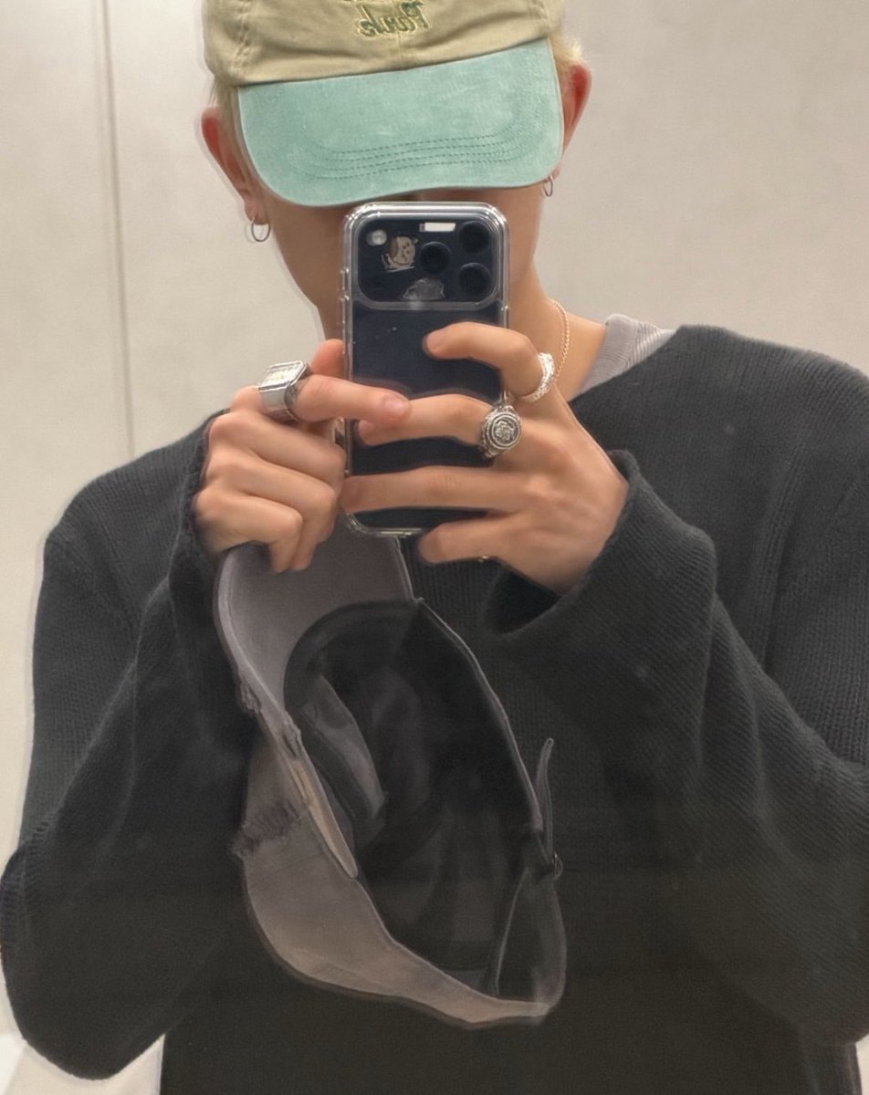 🧧 tweet media
