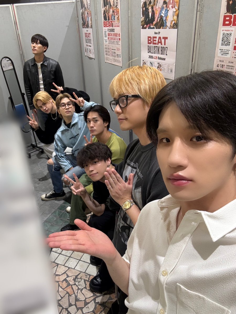 ballistik_fext's tweet photo. 2026.04.29 (Wed.) Release
BALLISTIK BOYZ 𝗡𝗘𝗪 𝗘𝗣 ‘𝗕𝗘𝗔𝗧’
リリースイベント第二弾 at HIROSHIMA ❤️‍🔥

お越しくださった皆さん、ありがとうございました✨

┈┈┈
☑️詳細はこちら
https://t.co/vrOq28XcSI

☑️ご予約はこちらから
https://t.co/uEpneFlmKP
┈┈┈

⏩Next…
リリースイベント第二弾 at AICHI❤️‍🔥
🗓️4/19(日) ❶13:00~/❷15:30~
📍イオンモール名古屋茶屋 1F センターコート(屋内)

#BBZ_BEAT
#BALLISTIKBOYZ