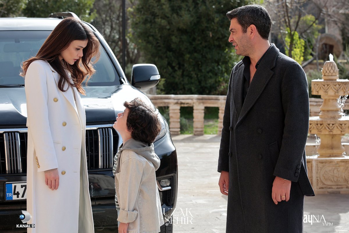 Uzaksehirdizi's tweet image. 58. bölümün ilk set kareleri sizlerle. 
 
#UzakŞehir yeni bölümüyle pazartesi 20.00’de #KanalD’de!
 
@ayna_yapim @ayyapim @KanalD