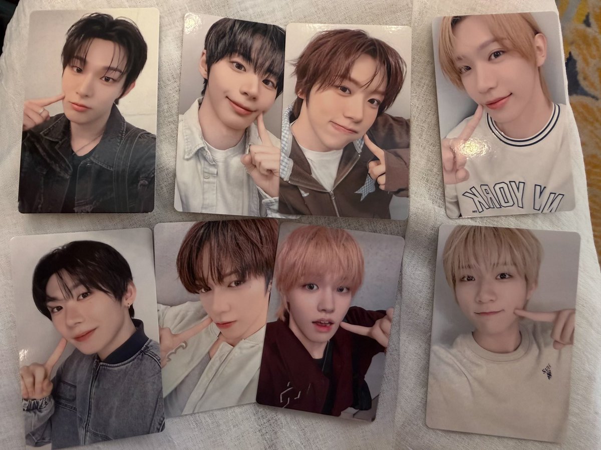 ݁₊ ⊹˚୨ৎ ྀི . | 0.46 mercari assistance tweet media