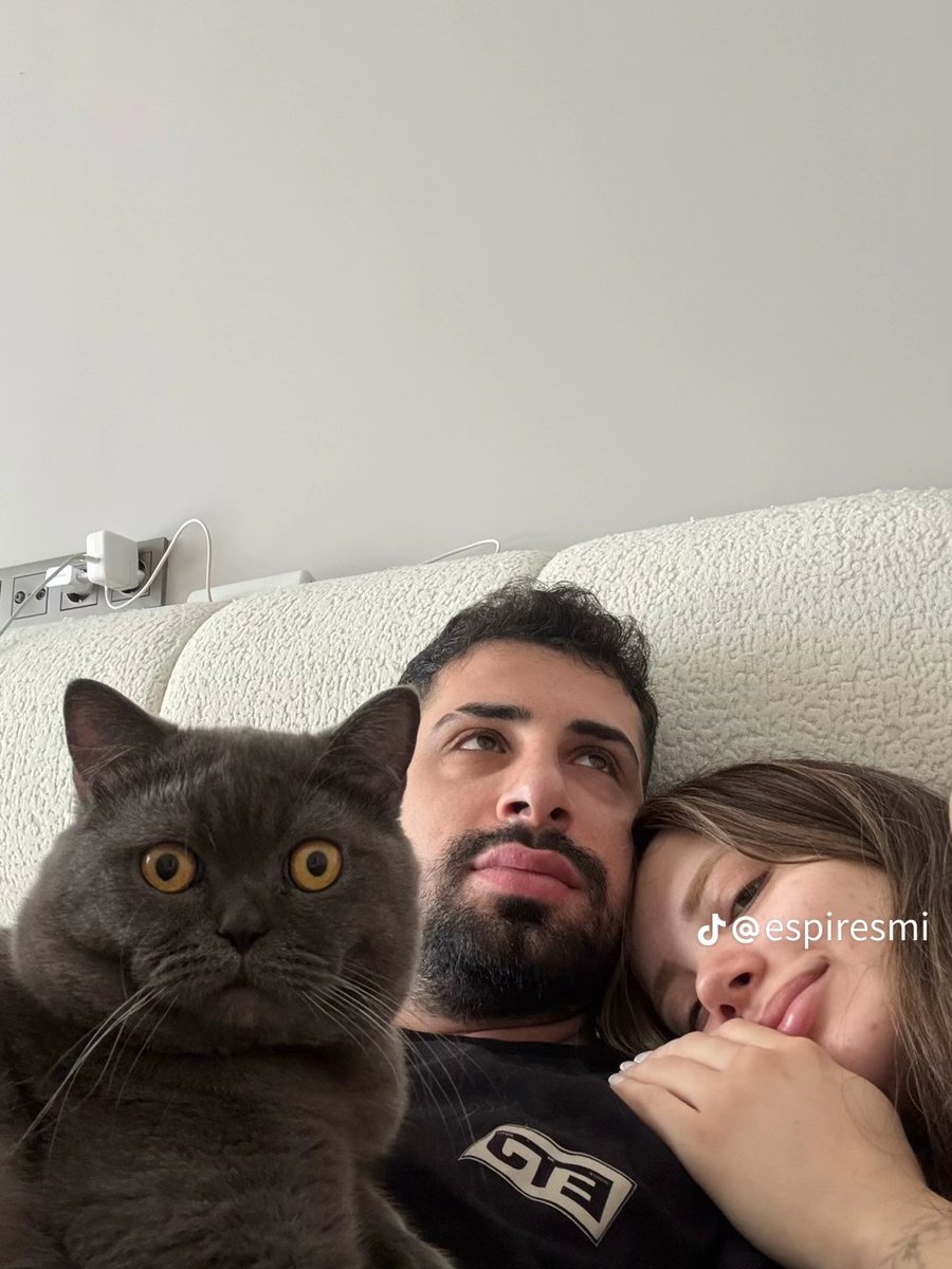 2Nazeren's tweet image. Günaydın canlarım 🩷 #elsed