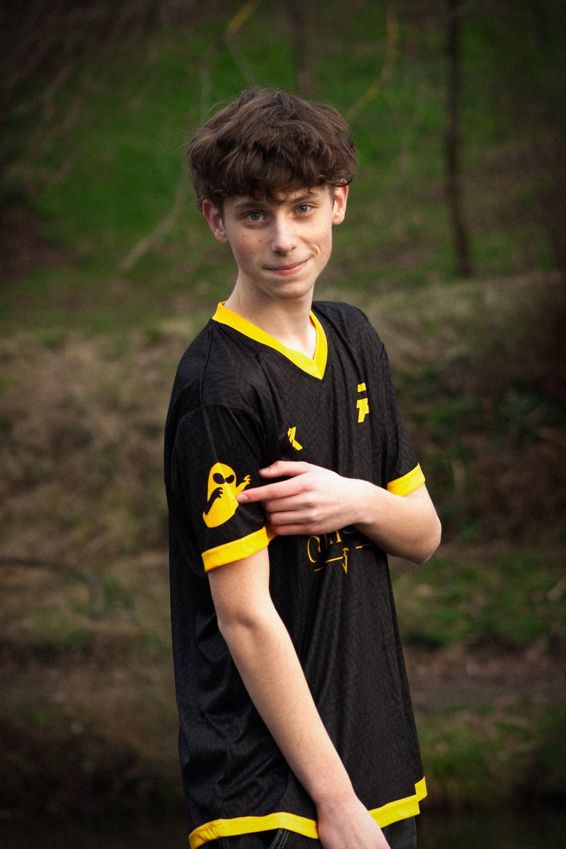 1P Esport tweet media