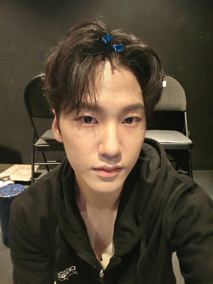 더 날아오르겠습니다 
뮤지컬 디아길레프 많이 보러와주세요

#뮤지컬 #디아길레프 #니진스키 박준형 셀카