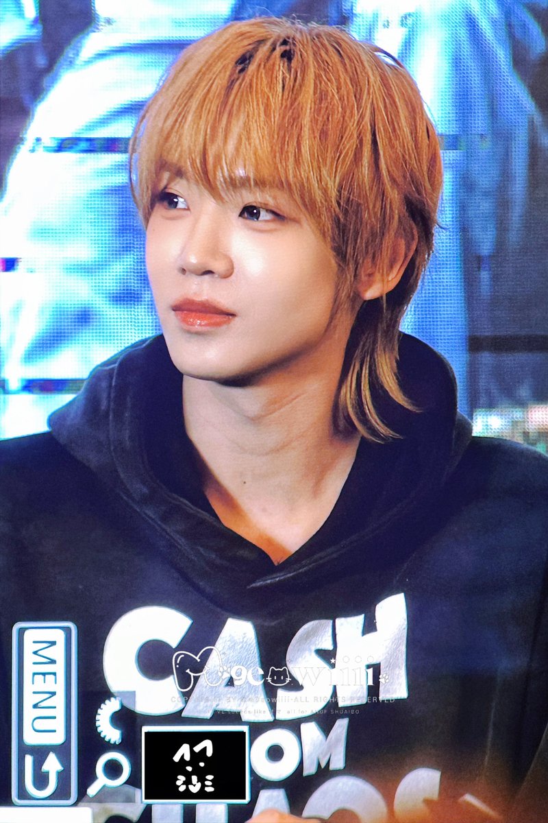 먕᳐マ tweet media