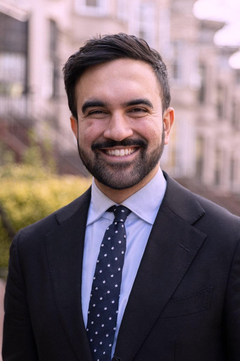 TheMale_Central's tweet photo. Zohran Mamdani and his hung smile https://t.co/pZs7EJEcJV