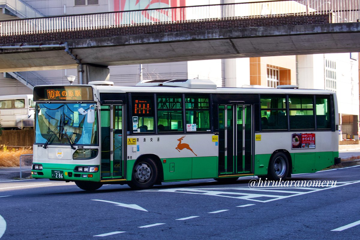 hirukaranomeru's tweet image. 日野・ブルーリボンシティ
KL-HU2PLEA（01年式）

奈良交通のブルシチ
ノンハイのこのスタイルも関西ではかなり数減らしてますね💦
冬場以外は後輪カバーを装着してるのがポイント
(25/1月撮影)

#バス
#photo
#奈良交通
