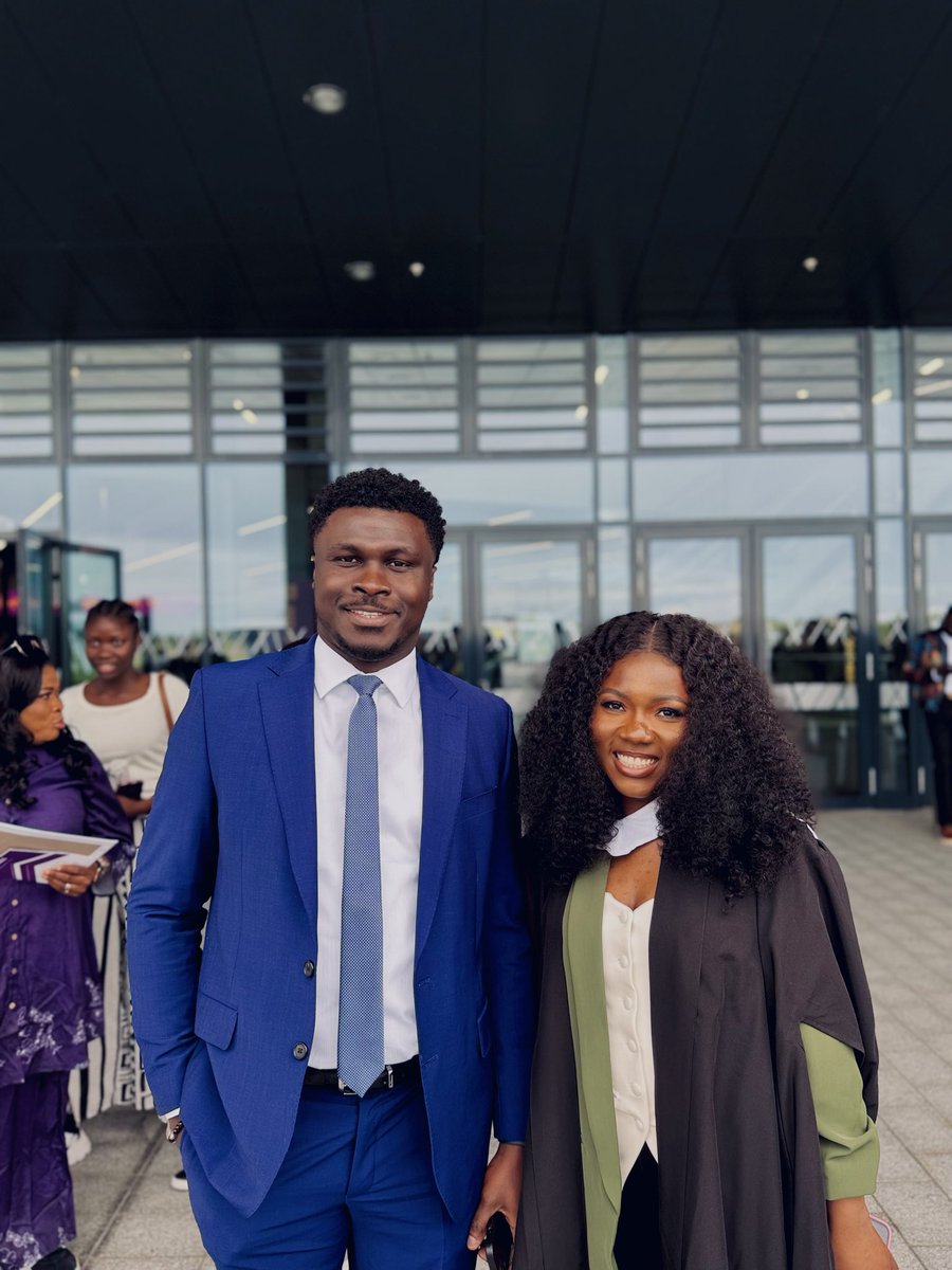 DorcasSamuell's tweet image. I have a Masters Degree today because of my brother. He made it possible for me and this is why I can’t fail him. 

He sacrificed way too much for me. Happy birthday Big Brother 👦