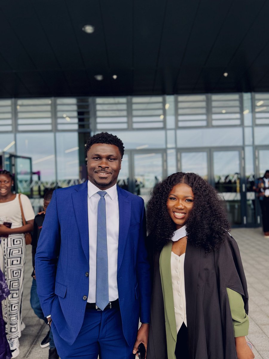 DorcasSamuell's tweet image. I have a Masters Degree today because of my brother. He made it possible for me and this is why I can’t fail him. 

He sacrificed way too much for me. Happy birthday Big Brother 👦