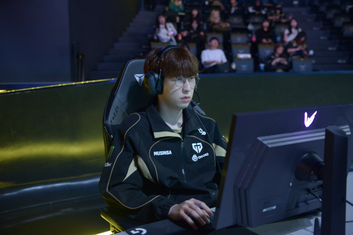 ShadowCorpAgent's tweet image. Today's Photo #LCK📷

2026-04-18
@Duro0204 in #GEN

#Shadowcorp #Duro #Esports #Agency