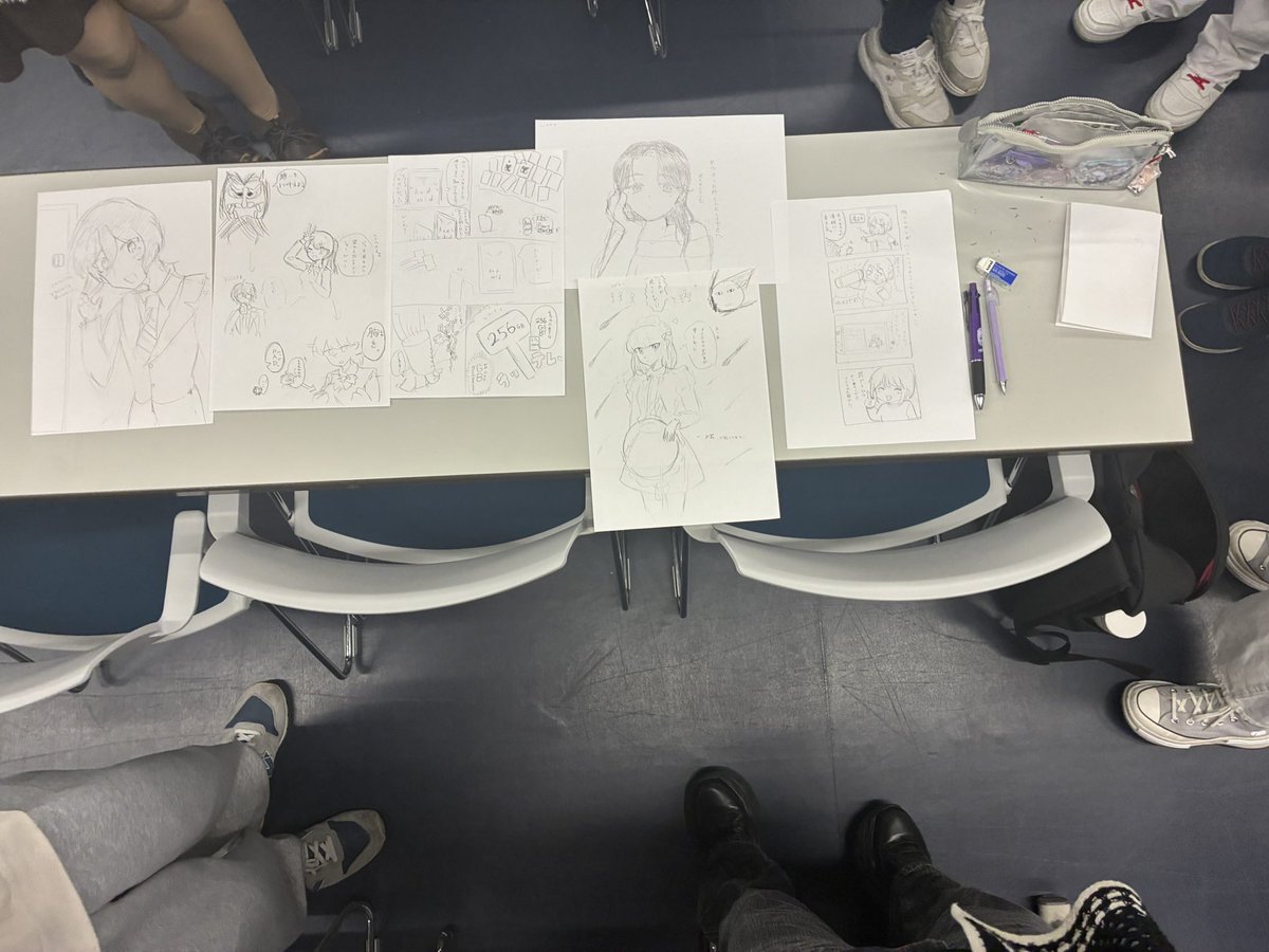 peruneko22's tweet photo. 4月17日の活動報告‼︎
①アイスブレイク
②絵つけたしリレー
を実施しました🖌️特に②の活動は、最初に自分が描いたものが最終的に正反対のものになったり、みんなでひとつのお話を完成させたりと様々な楽しみ方ができました🙌
初めての方も2回目の方も、来てくださりありがとうございました😊 https://t.co/BFdEDcFfYe