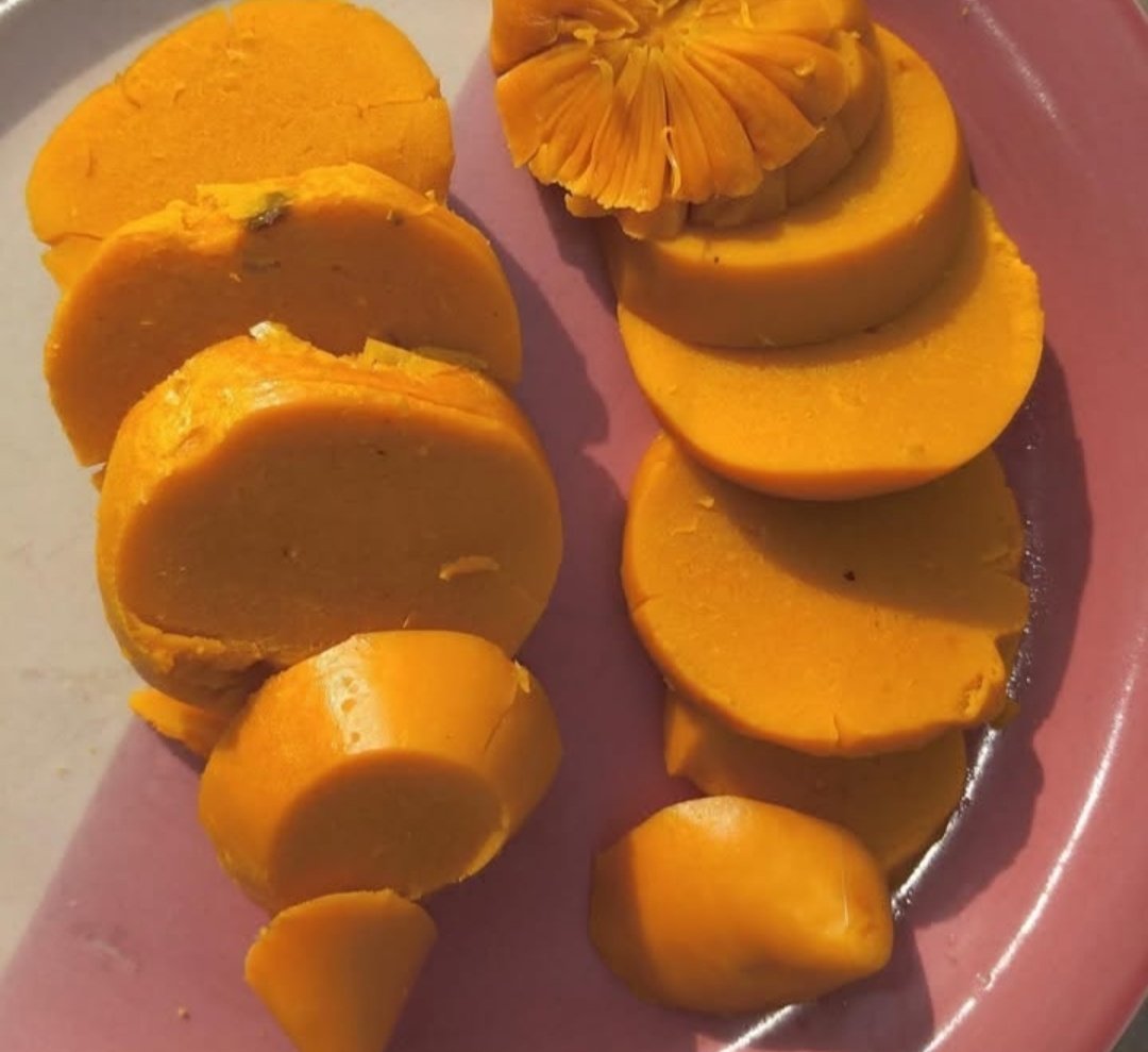 Emmy_Crrypto's tweet photo. Using okpa and  garri to start your day.

What did you have for breakfast? https://t.co/VLxGILrHGw