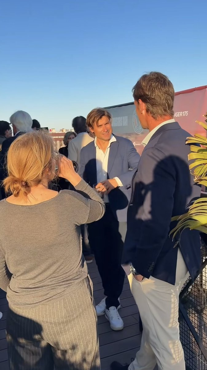 DavidFerrerGDF's tweet photo. 🥰@DavidFerrer87 (via @copafbvalencia ) https://t.co/GGq62GXXWT