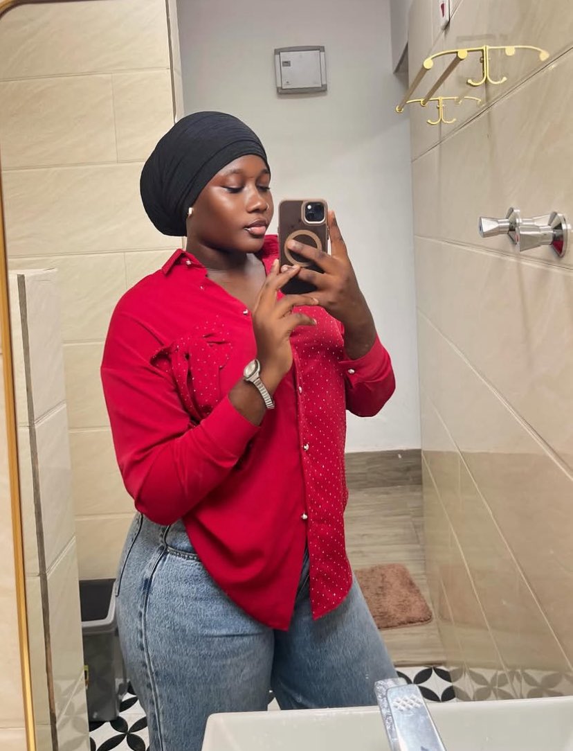 Safeeyat tweet media